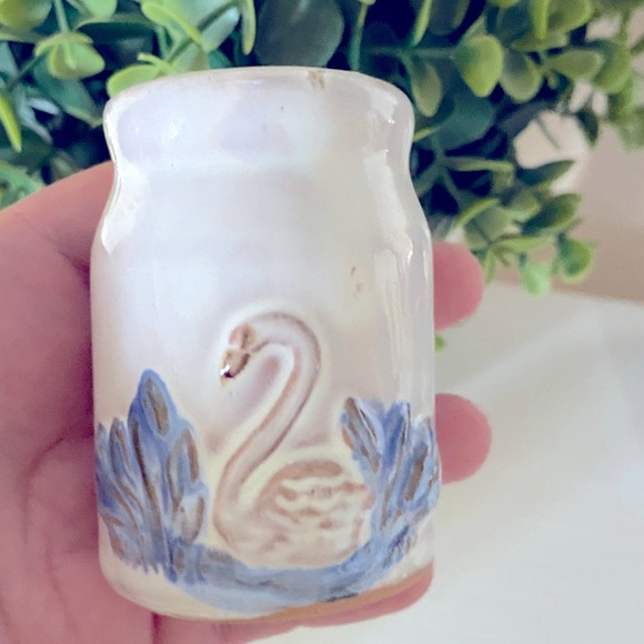 Vintage Blue Swan Salt & Pepper Shaker Pottery w/ Milk Glaze 2 3/4" Tall - Picture 4 of 7